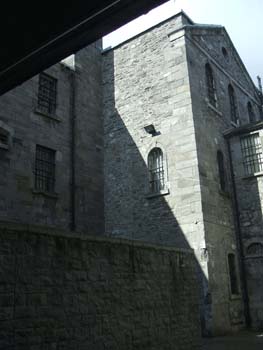 405-kilmainham-gaol-rockyard