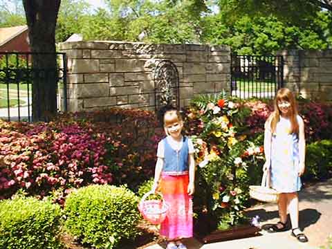 Easter Weekend, 2001