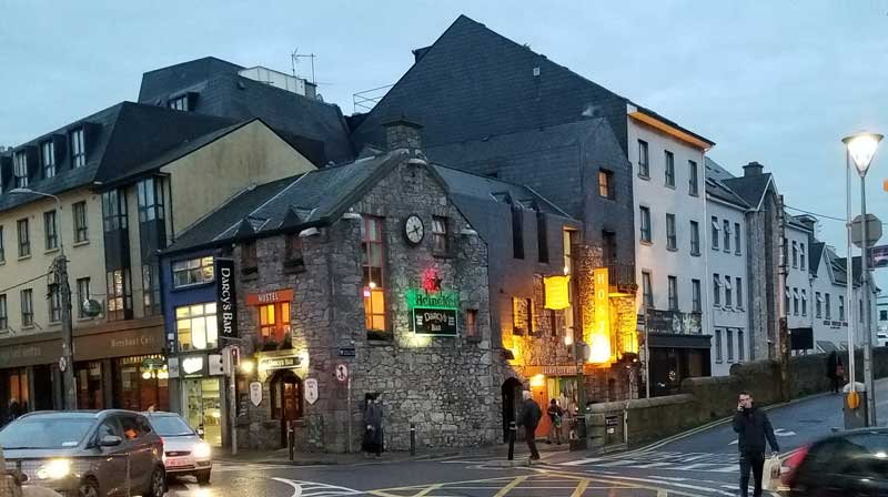 Shopping area, Galway