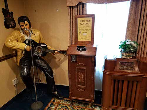 Manchester Inn and Suites
