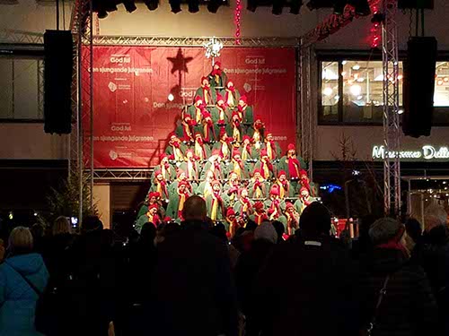 Singing Christmas Tree