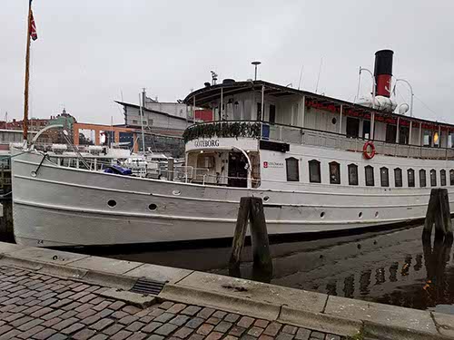 around Lilla Bommens Hamn Ferry Terminal