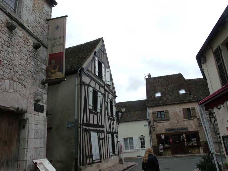 Provins