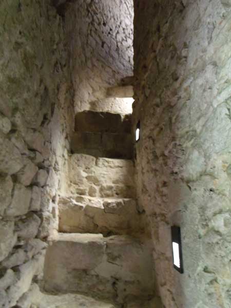 Provins
