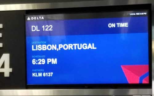Boarding Sign