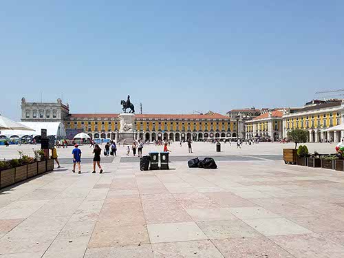 Comércio Plaza