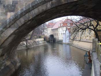 'Little Venice' near Kaluv Most (Charles Bridge) 