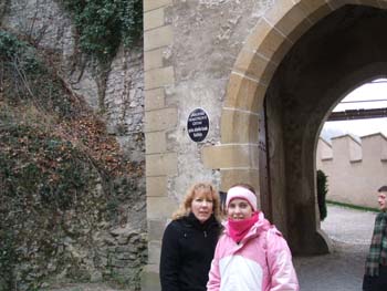 Susann and Diane at Karlstejn