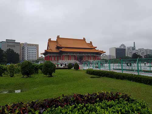 Liberty Square... this included the National Theater, National Concert Hall, Freedom Park, and Chang Kai-shek memorial. We saw the changing of the guard, and wandered the gardens, by the lily ponds, waterfall, bridges, and koi.