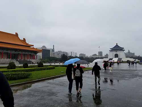 Liberty Square... this included the National Theater, National Concert Hall, Freedom Park, and Chang Kai-shek memorial. We saw the changing of the guard, and wandered the gardens, by the lily ponds, waterfall, bridges, and koi.