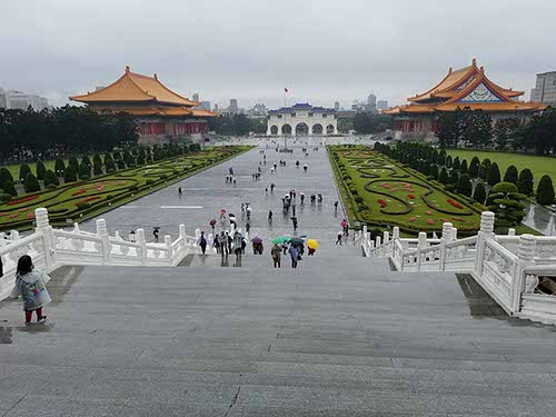 Liberty Square... this included the National Theater, National Concert Hall, Freedom Park, and Chang Kai-shek memorial. We saw the changing of the guard, and wandered the gardens, by the lily ponds, waterfall, bridges, and koi.