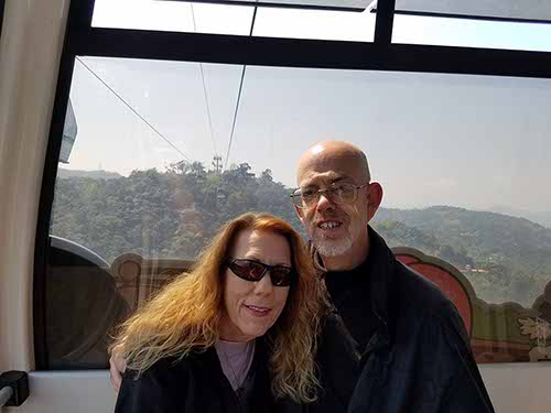 Going to Maokong